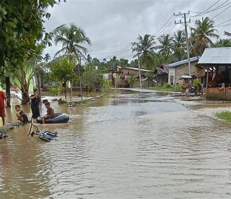 Dua Kecamatan Terendam Banjir Di Nagan Raya WASPADA