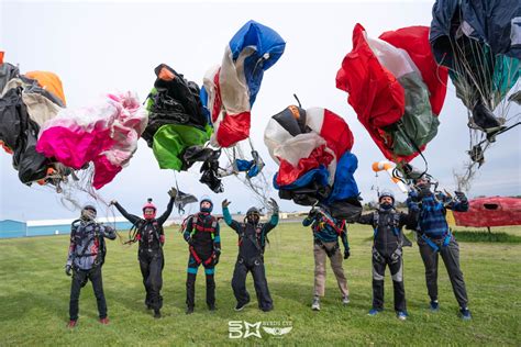 Skydiving Parachutes - Skydive Midwest