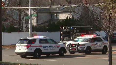 Long Island News Man Barricades Himself Inside Woodbury Home After