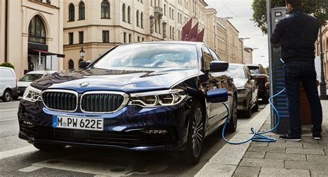 BMW Updates 530e Plug In Hybrid With Longer EV Range Optional AWD