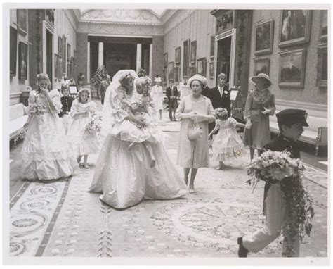 The Lost Photos Never Before Seen Pictures Of Princess Dianas Wedding