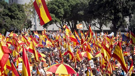 Sociedad Civil Catalana llama a la mayoría silenciosa a participar en