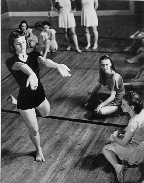 Vintage Photo: Betty Bloomer Ford in a Dance Class at Bennington ...