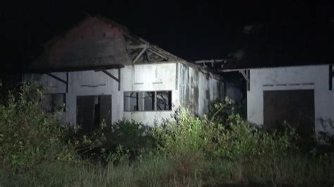 RUMAH KOSONG TERBENGKALAI SEKITAR 10 TAHUN YouTube