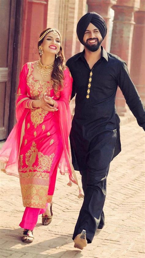 Traditional Dress Of Punjabi Couple Atelier Yuwa Ciao Jp