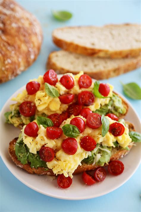 Scrambled Egg Caprese Avocado Toast – The Comfort of Cooking