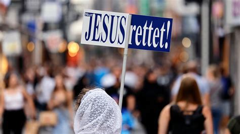 Einfach erklärt Wer sind Zeugen Jehovas Unterhaltend