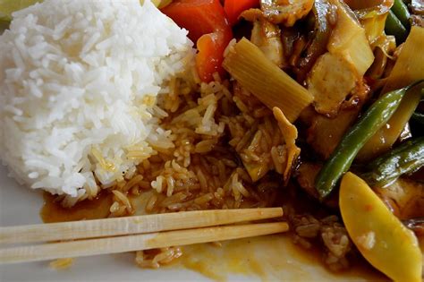 This Vegan Thai Cafe is So Good You Can’t Even Tell it’s Vegan