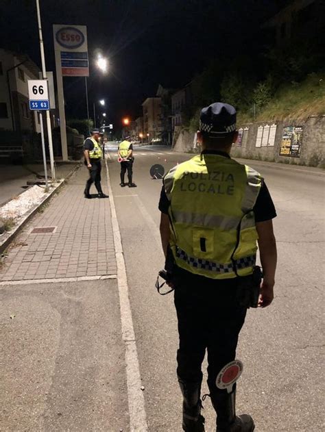 Centauro fugge al controllo della Polizia era senza patente nè