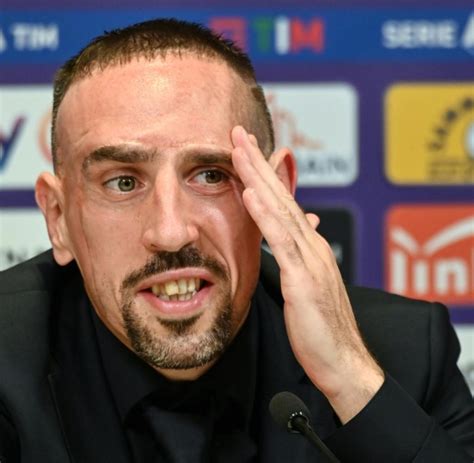 Fu Ball Welcomelegend Ribery Bei Vorstellung Gl Cklich Motiviert