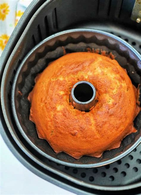 Easy Ninja Foodi Air Fryer Banana Bread Bundt Cake Recipe