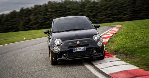 Abarth Anniversario Slavi Ro Endan Poznatog Talijanskog Brenda