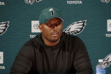 Brian Johnson Admits Eagles Offensive Performance Was ‘too Sloppy Against Patriots Bleeding