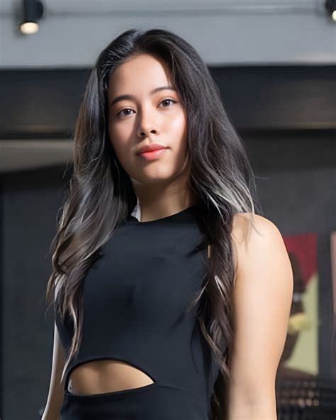 Leyla Grey (Model) Wiki, Age, Net Worth, Husband, Family, Videos & Photos