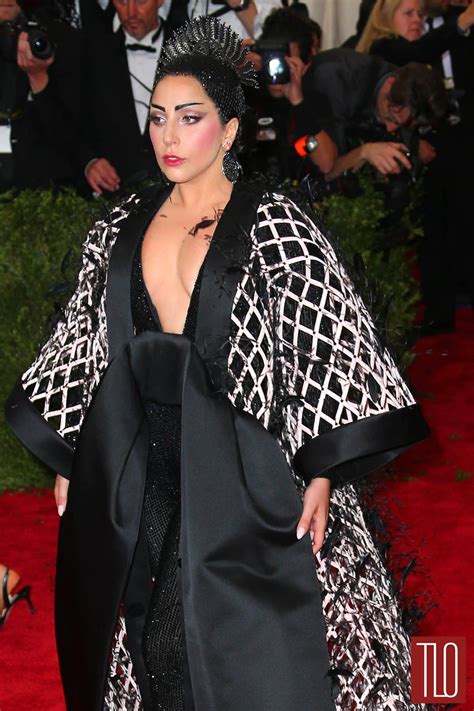 Met Gala 2015 Lady Gaga In Balenciaga Tom Lorenzo