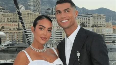 Mulher De Cristiano Ronaldo Conta Que Foi Internada