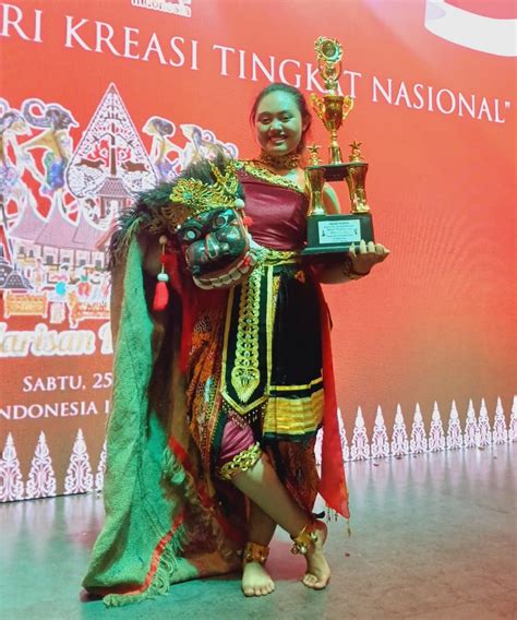 Sarah Bolushi Syaban El Mahdi Raih Juara Lomba Tari Kreasi Tingkat