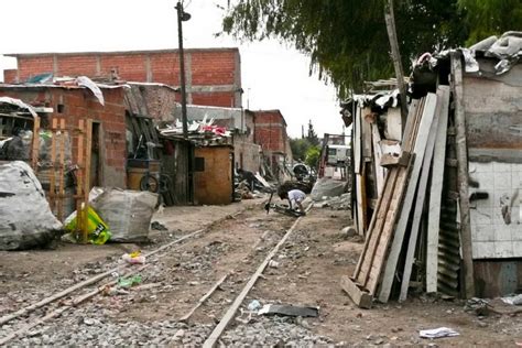 INDEC más de un millón de argentinos viven en condiciones de