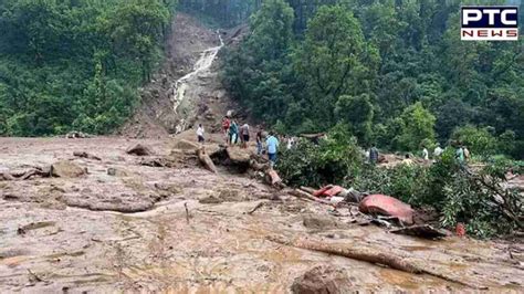 हिमाचल में बारिश ने मचाई तबाही जगह जगह लैंडस्लाइड से टूटी सड़केंघरों