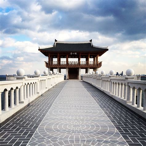 5 reasons to hop on a plane to South Korea right now – Captain and Clark