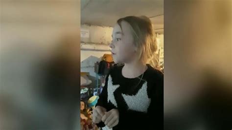 Amelia La Niña Que Canta Frozen En Un Búnker En Ucrania