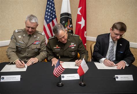 Usspacecom Polish Ministry Of National Defence And Polish Space