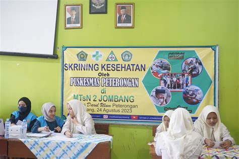 Skrining Kesehatan Siswa Baru Mts Negeri Jombang