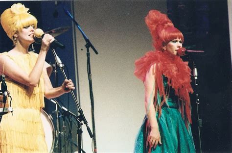 Kate And Cindy Kate Pierson Cindy Wilson The B 52s