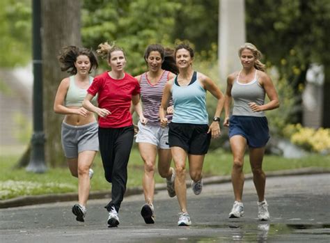 Las Espa Olas Realizan Un Menos De Actividad F Sica Que Los Hombres