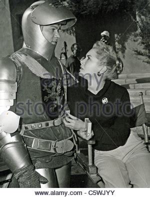 TONY CURTIS And JANET LEIGH In HOUDINI 1953 Directed By GEORGE