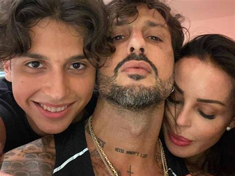 Nina Moric Ecco I Rapporti Oggi Con Il Figlio Carlos E L Ex Fabrizio