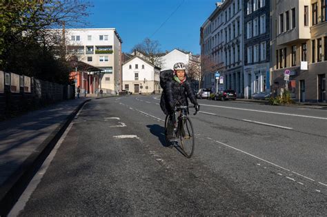 Der Radverkehr In Wuppertal Soll Mehr Vorfahrt Erhalten