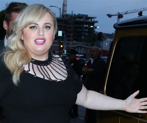 Rebel Wilson’s Height, Weight, Dating History, Body Measurements, Net