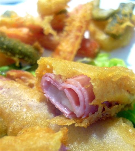 Rollitos De Jamón York Y Queso En Tempura