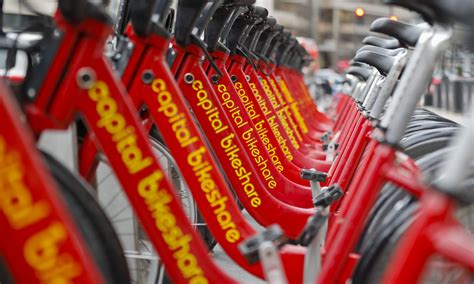 Capital Bikeshare trips slide as rides on DC’s dockless scooters, bikes