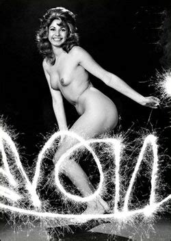 Naked Andee Cromarty Added 11 22 2016 By DragonRex