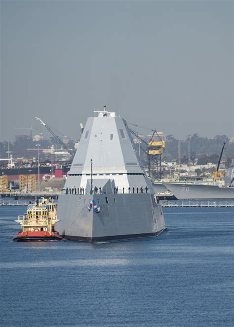 DVIDS Images USS Zumwalt DDG 1000 Arrives At Its New Homeport In