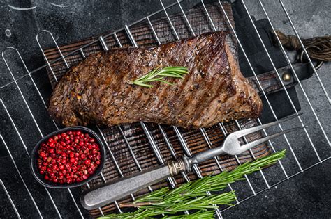 How Long to Smoke Tri Tip at 200