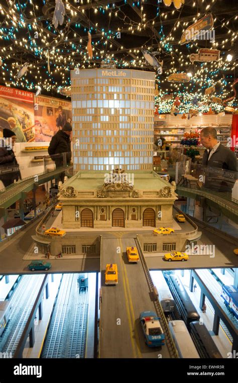 Holiday Train Display At Transit Museum In Grand Central Terminal Stock