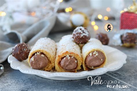 CANNOLI DI PANDORO CON CREMA ROCHER Ricetta Di Natale Golosa