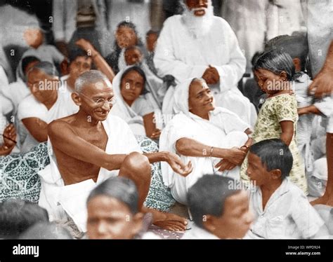 Mahatma and Kasturba Gandhi with Harijan children, Kathiawad, India ...