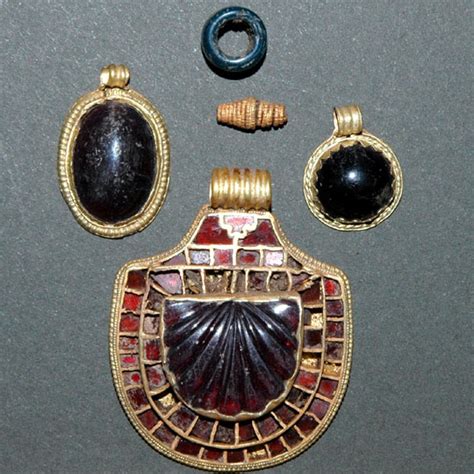 No Pun Intended: Anglo-Saxon Clothing and Jewelry