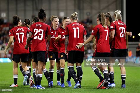 Manchester United Vs Paris Saint Germain Uefa Womens Champions League