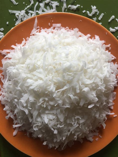 Sweetened Coconut Flakes 25 Lb Cns Confectionery Products Llc