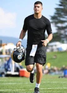 Mason Rudolph Biography, Age, Wiki, Height, Weight, Girlfriend, Family ...