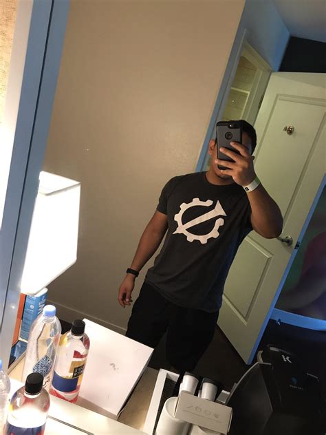 This Hot Tim R HelloInternet