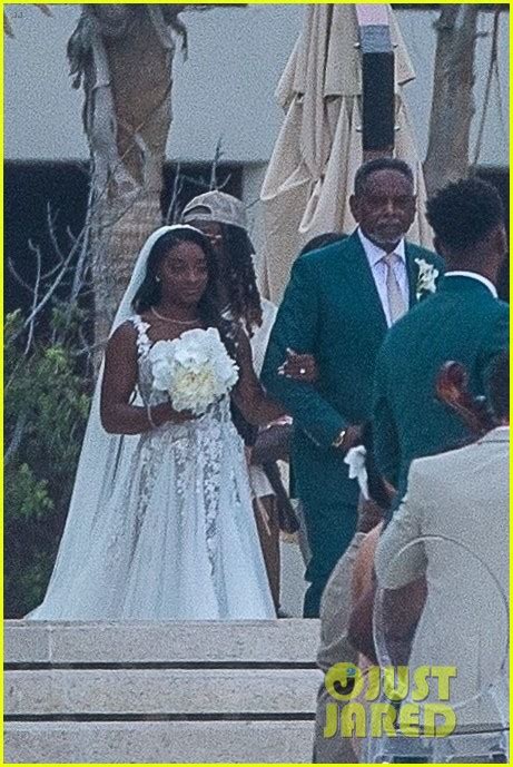 Simone Biles & Jonathan Owens Tie the Knot (Again) in Cabo San Lucas ...