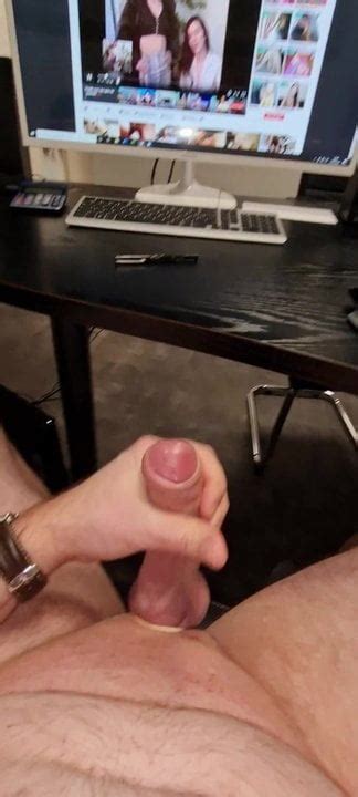 Branler Sa Bite Au Bureau Gay Big Cock Porn B XHamster
