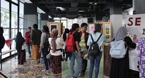 Kriya Tekstil Dan Fashion UM Bandung Sukses Gelar Pameran SEFOKA Selama