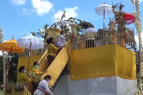 Pisang dalam Ritual Hindu; Sebagai Tumbuhan Surga, Wajib Ada dalam ...